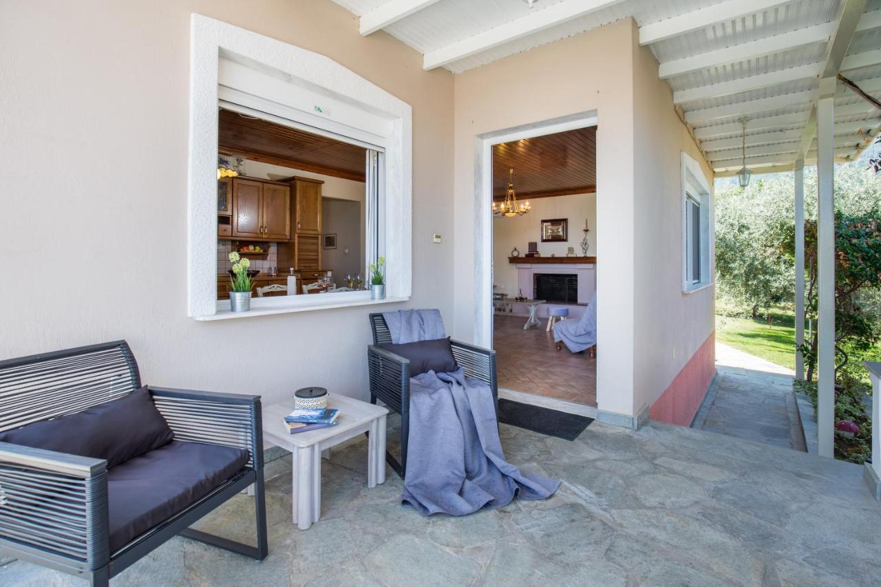 Vista Del Mare Luxury Villa Koinira Bagian luar foto